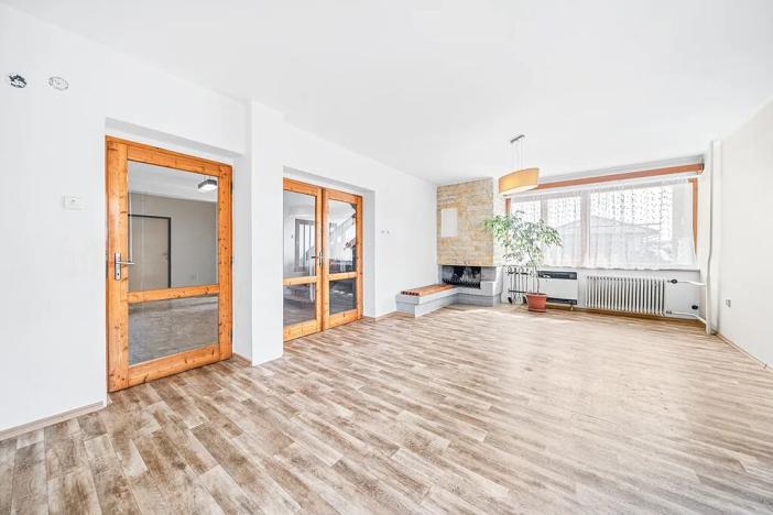 Prodej rodinného domu, Dobříč, 320 m2