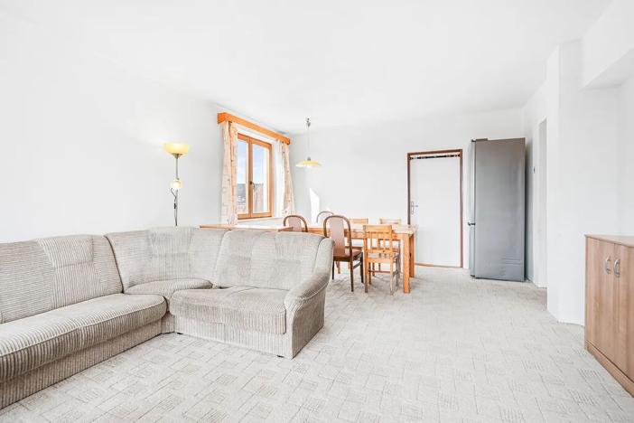 Prodej rodinného domu, Dobříč, 320 m2