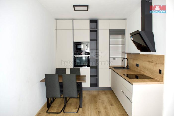 Pronájem bytu 2+kk, Praha, Štěchovická, 56 m2
