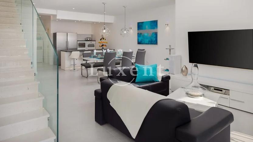 Prodej vily, Rogoznica, Chorvatsko, 300 m2