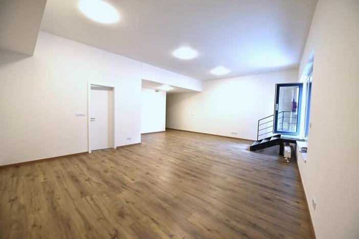Pronájem obchodního prostoru, Praha - Modřany, Zlochova, 57 m2