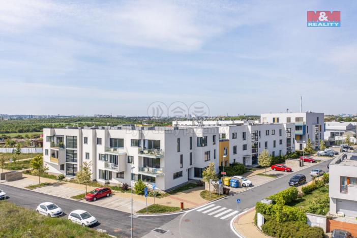 Prodej bytu 3+kk, Praha - Dolní Počernice, Černodolská, 68 m2