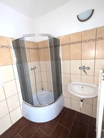 Pronájem bytu 1+kk, Děčín, Jiskrova, 22 m2