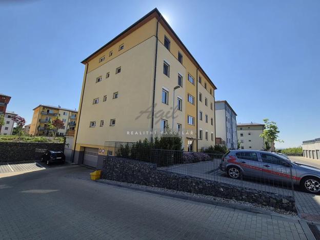 Prodej bytu 4+kk, Šlapanice, 101 m2