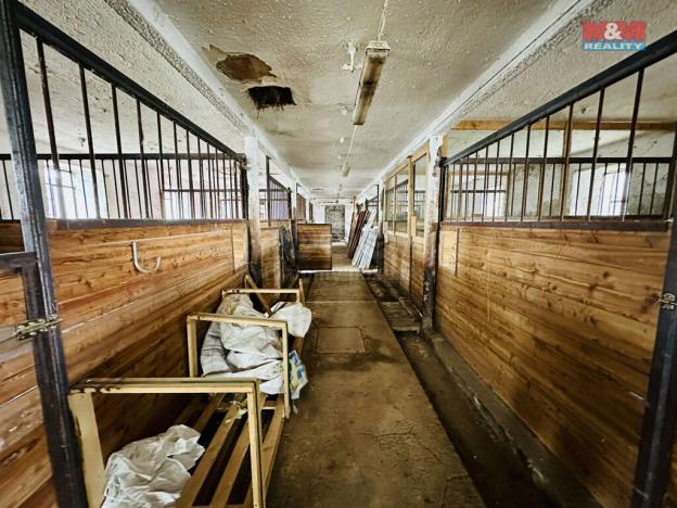 Prodej zemědělského objektu, Koněšín, 1100 m2