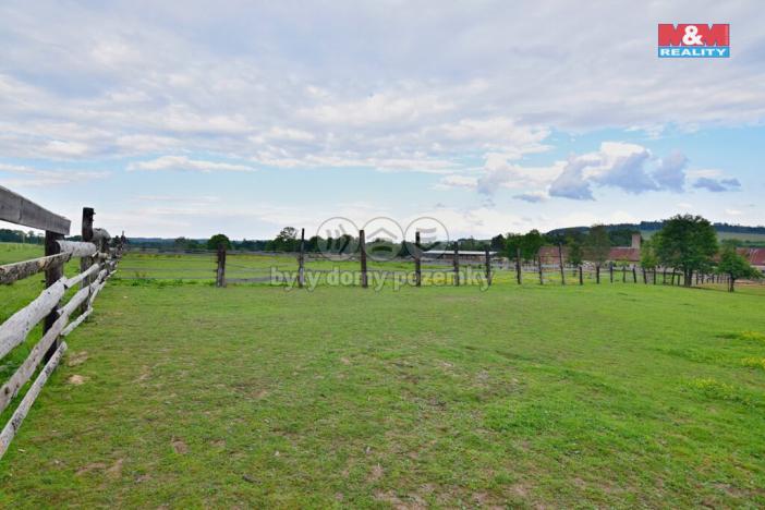 Prodej zemědělské usedlosti, Staré Křečany, 2065 m2