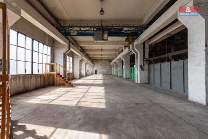Pronájem skladu, Ostrava, Ruská, 12000 m2