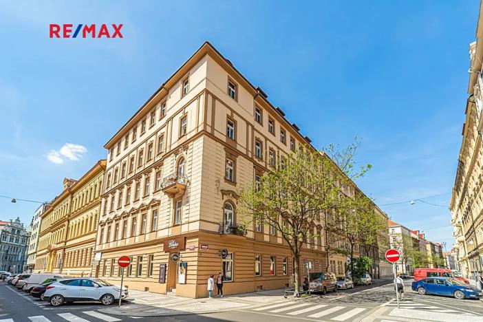 Prodej bytu 3+kk, Praha - Smíchov, Zborovská, 70 m2