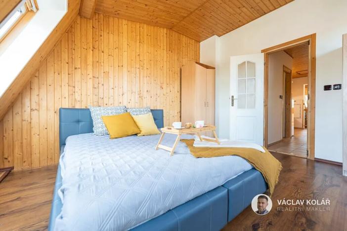 Prodej rodinného domu, Lázně Bělohrad, Třetí strana, 240 m2