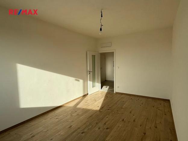 Prodej bytu 2+kk, Praha - Dolní Počernice, Černodolská, 64 m2