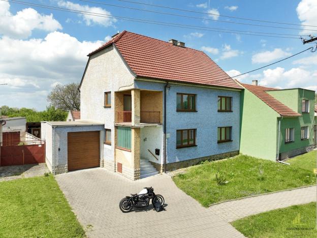 Prodej rodinného domu, Hroznová Lhota, 230 m2
