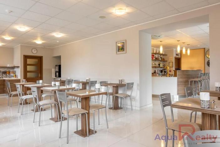 Prodej ubytování, Karlovy Vary, Jarní, 989 m2