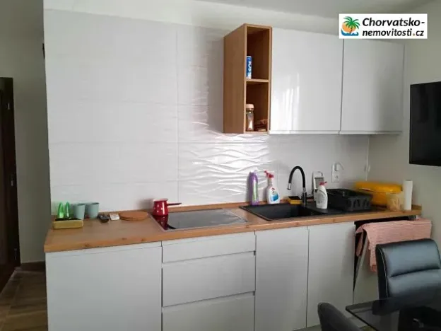 Prodej bytu 2+kk, Novi Vinodolski, Chorvatsko, 39 m2