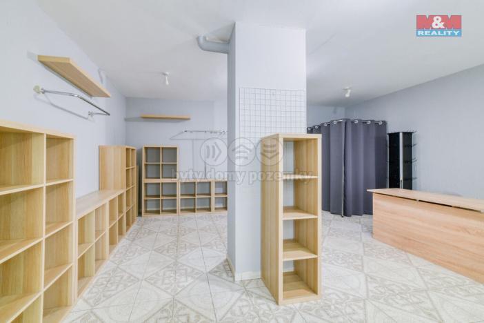 Pronájem obchodního prostoru, Mariánské Lázně, Hlavní třída, 31 m2