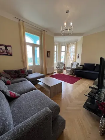 Prodej bytu 3+1, Karlovy Vary, Krále Jiřího, 137 m2