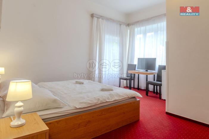 Prodej ubytování, Luhačovice, Bílá čtvrť, 765 m2