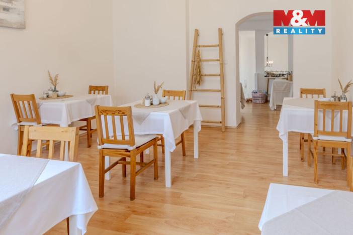 Prodej ubytování, Luhačovice, Bílá čtvrť, 765 m2