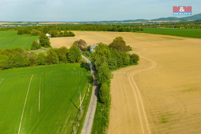 Prodej pole, Mikulovice - Kolnovice, 842 m2