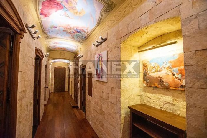 Prodej bytu 4+1, Praha - Vinohrady, Uruguayská, 160 m2