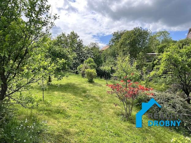 Prodej pozemku pro bydlení, Huntířov, 1033 m2