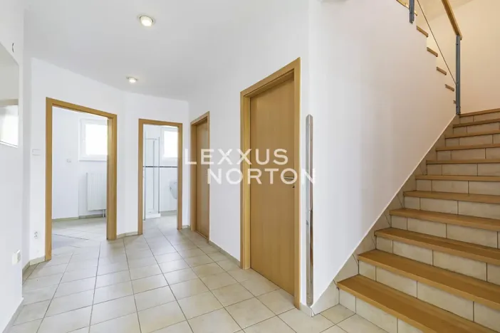 Pronájem vily, Praha - Jinonice, Souběžná I, 312 m2