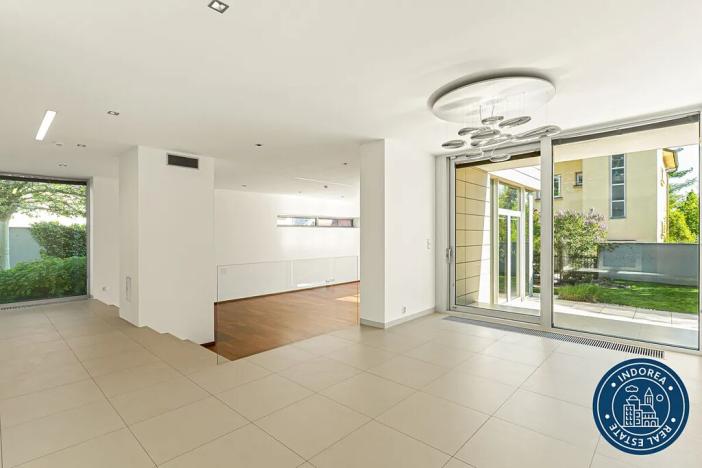 Prodej vily, Praha - Troja, Trojská, 348 m2