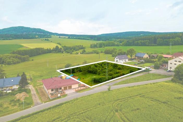 Prodej pozemku pro bydlení, Komárov, 4052 m2