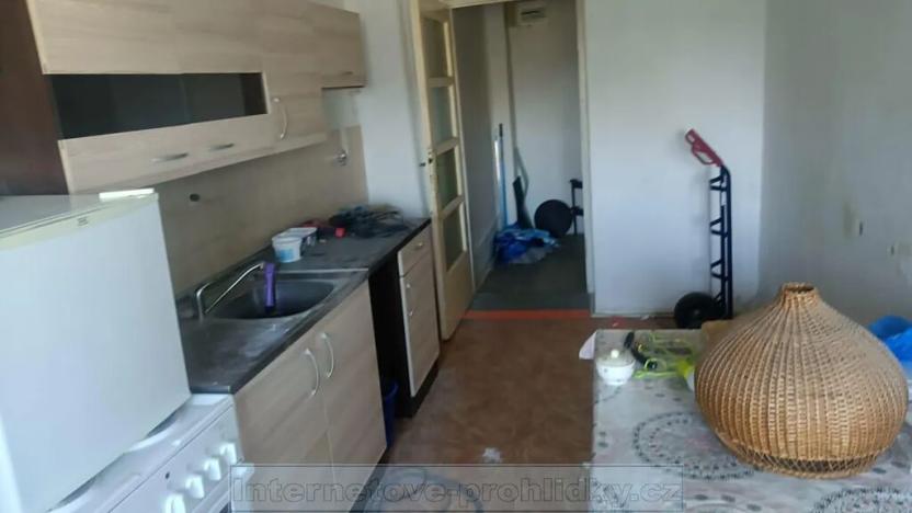Pronájem bytu 2+kk, Praha - Strašnice, Nad Primaskou, 44 m2