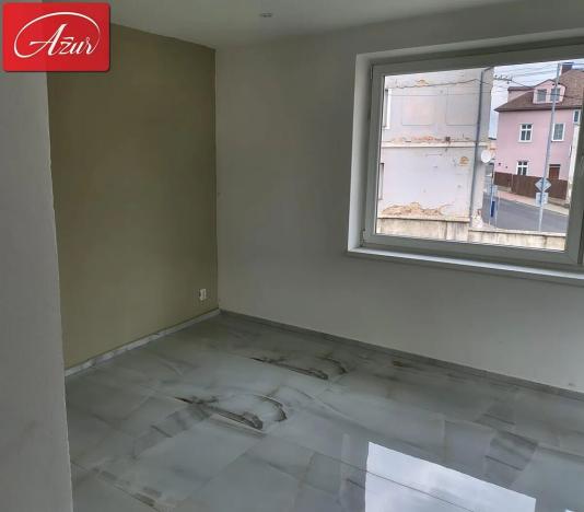 Prodej rodinného domu, Dubí, Střední, 224 m2