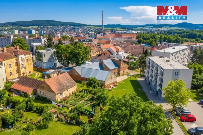 Prodej komerčního pozemku, Strakonice, Havlíčkova, 1795 m2