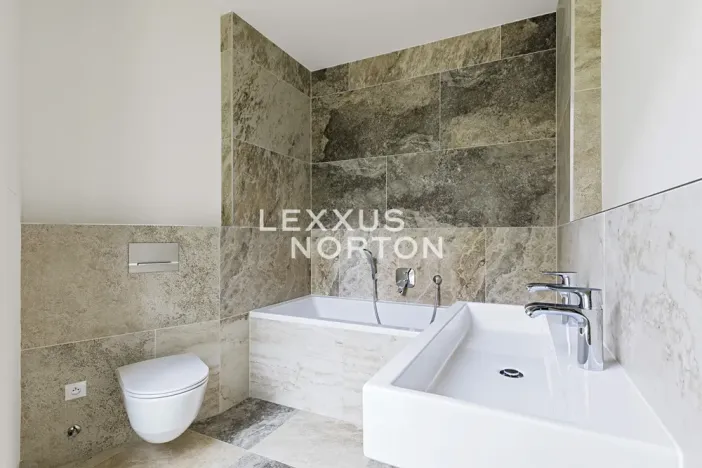 Prodej bytu 4+kk, Praha - Bubeneč, Rooseveltova, 145 m2