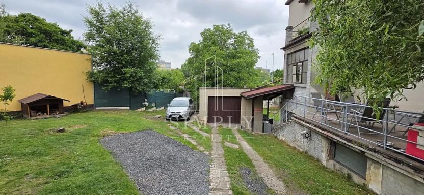 Prodej vícegeneračního domu, Praha - Hostivař, Herbenova, 360 m2