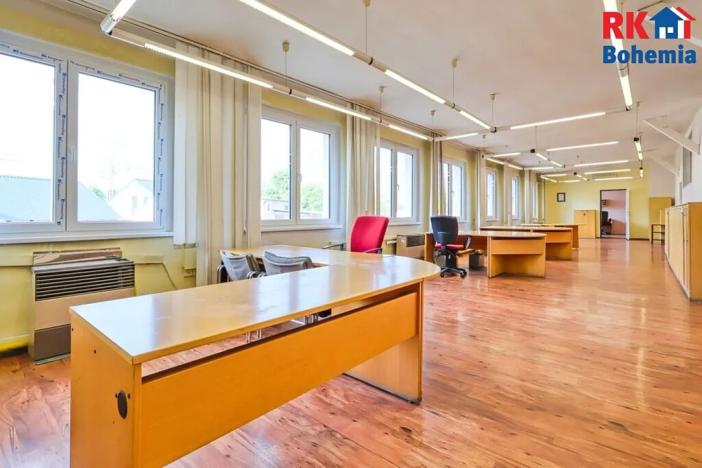 Pronájem kanceláře, Český Brod, Zborovská, 116 m2