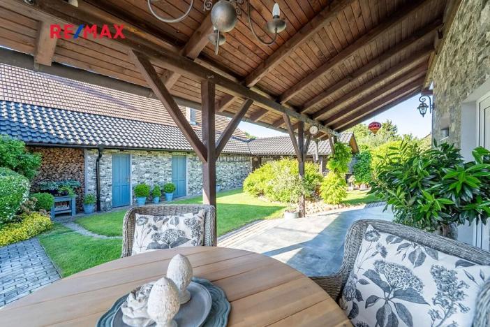 Prodej rodinného domu, Chrášťany, 175 m2