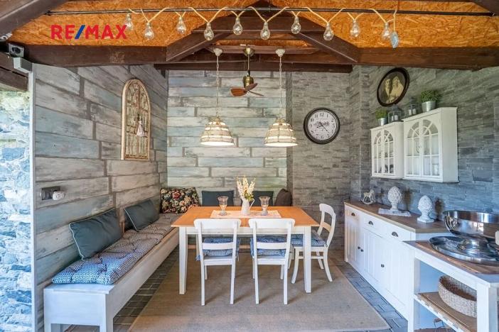 Prodej rodinného domu, Chrášťany, 175 m2