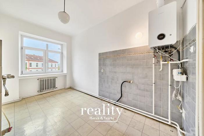 Prodej bytu 4+1, Jihlava, Tolstého, 98 m2