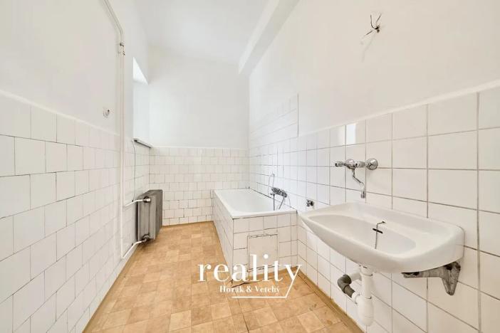 Prodej bytu 4+1, Jihlava, Tolstého, 98 m2