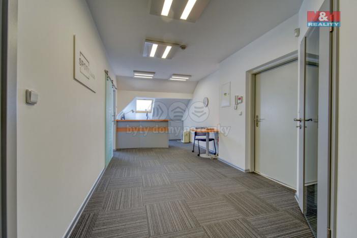 Pronájem kanceláře, Plzeň, Klatovská třída, 182 m2