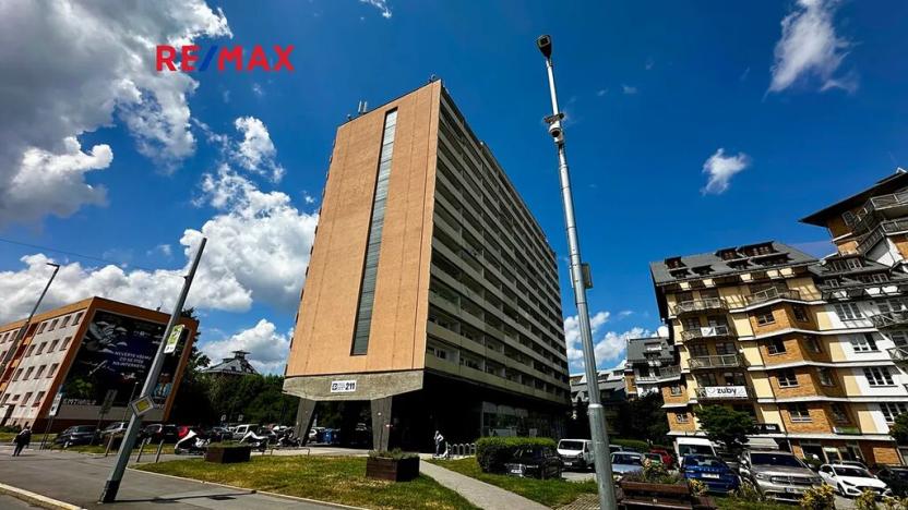 Pronájem kanceláře, Praha - Veleslavín, Na Petřinách, 68 m2