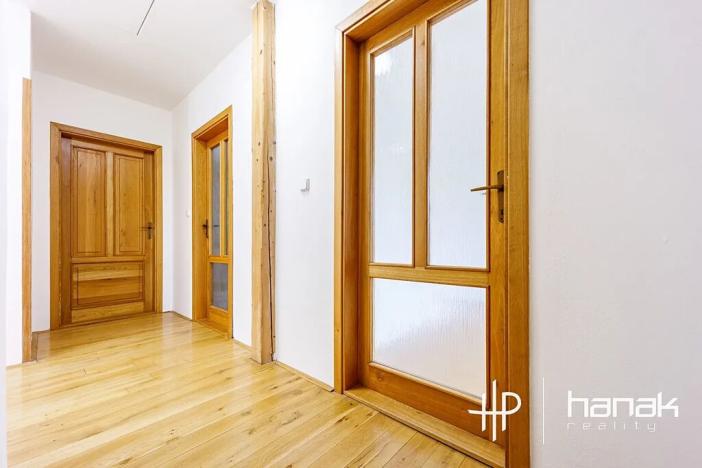 Prodej rodinného domu, Hněvotín, 240 m2