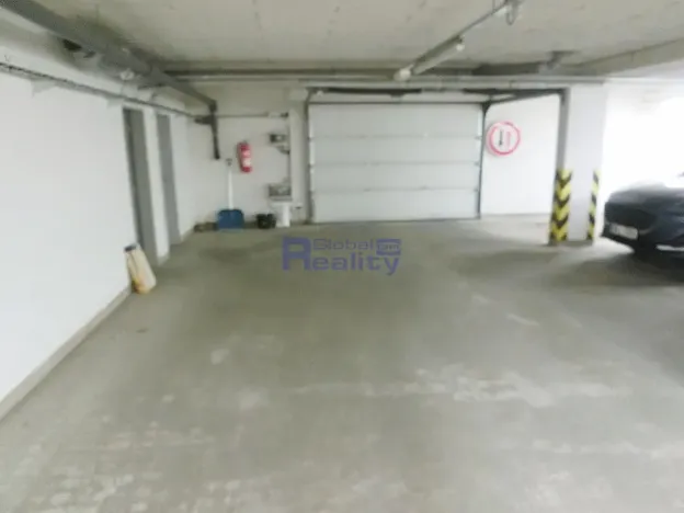 Prodej garážového stání, Černošice, Dobřichovická, 14 m2