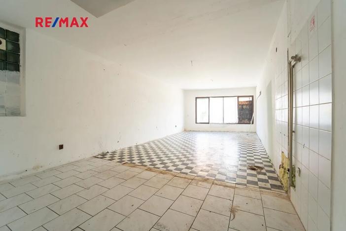 Prodej rodinného domu, Týnec nad Labem, Masarykovo náměstí, 142 m2