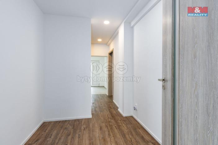 Prodej rodinného domu, Hrabyně, 188 m2