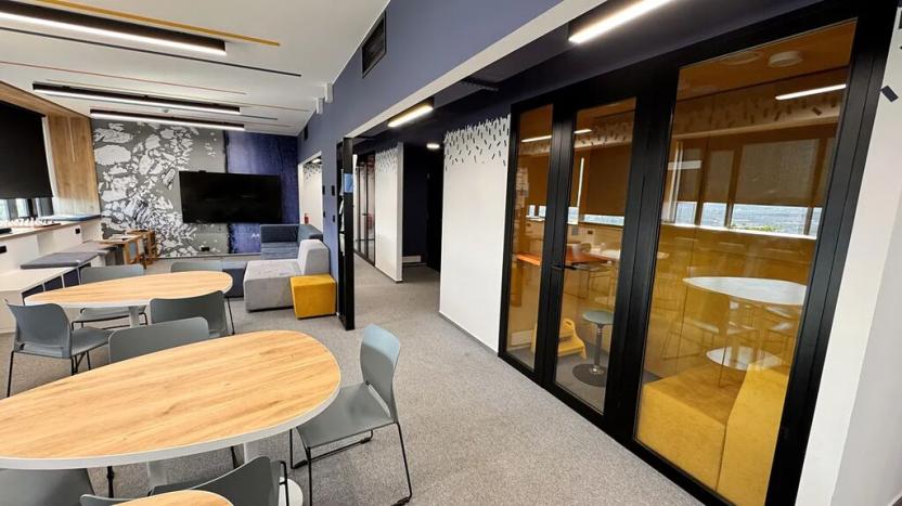 Pronájem kanceláře, Brno, Šumavská, 502 m2