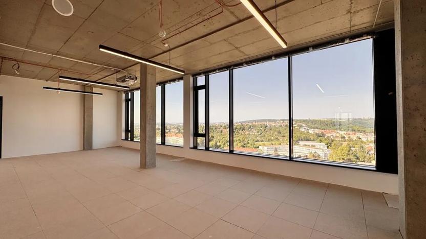 Pronájem kanceláře, Brno, Šumavská, 270 m2