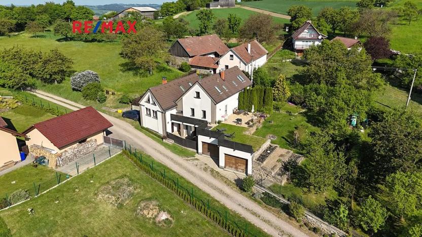 Prodej rodinného domu, Lomnice, 298 m2