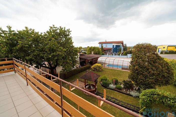 Prodej rodinného domu, Klešice, 365 m2