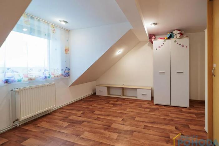 Prodej rodinného domu, Klešice, 365 m2