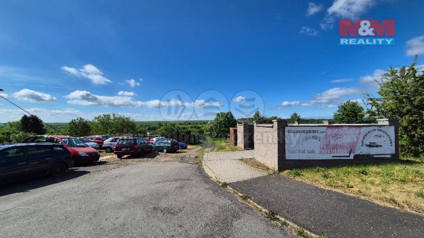 Prodej pozemku pro bydlení, Hrušovany, 30076 m2