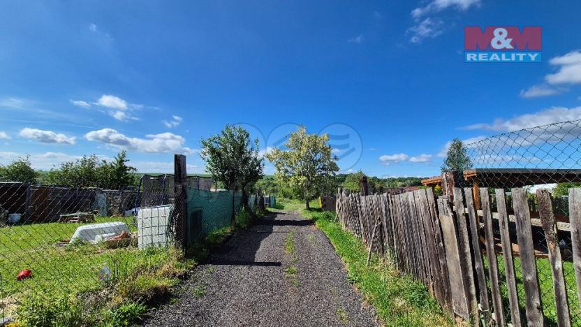 Prodej pozemku pro bydlení, Hrušovany, 30076 m2